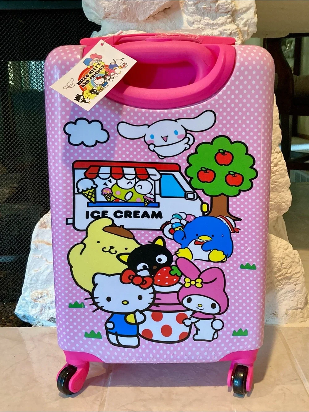 NWT Hello Kitty and Friends Pink Polka Dot Kids Rolling Suitcase